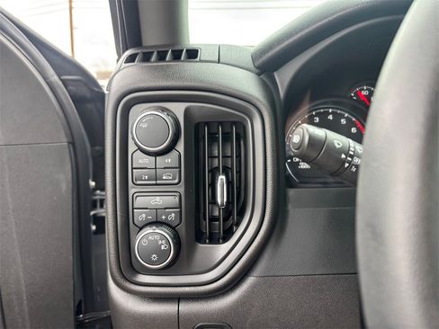 Certified 2024 Chevrolet Silverado 1500 Custom image 20