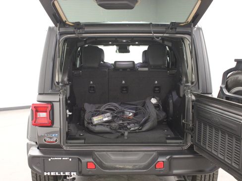 Used 2025 Jeep Wrangler Unlimited Sport S 4xe w/ Convenience Group AWD/4WD image 13