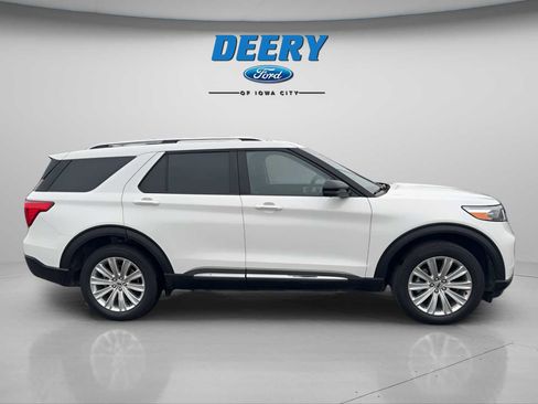 Used 2022 Ford Explorer Limited w/ Equipment Group 301A image 6