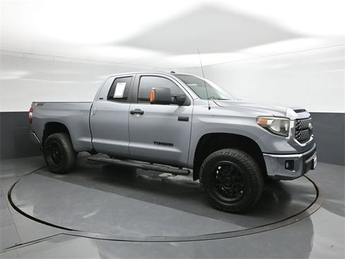 Used 2018 Toyota Tundra SR5 image 17