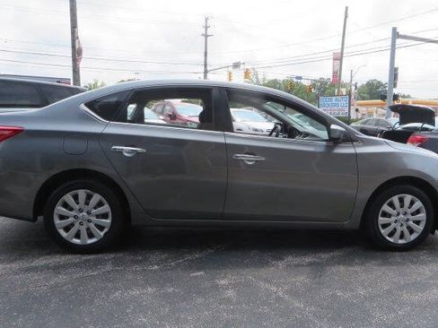 Used 2018 Nissan Sentra S FWD image 7
