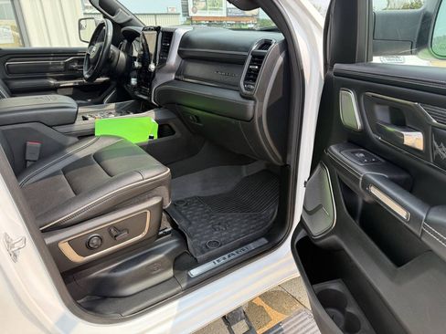 Used 2020 RAM 1500 Limited AWD/4WD image 11