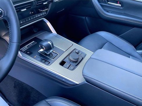 Used 2024 MAZDA CX-90 Plug-In Hybrid w/ Premium Plus image 13