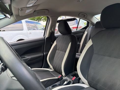 Used 2021 Nissan Versa SV FWD image 20