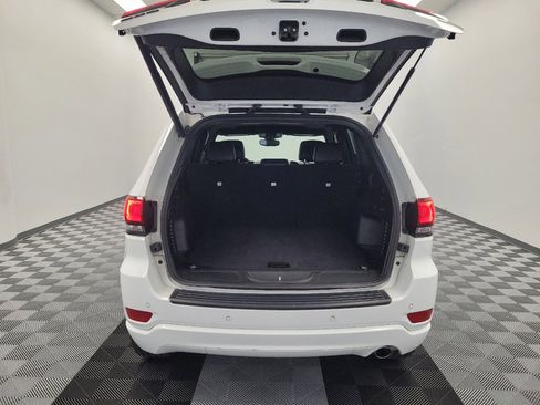 Used 2022 Jeep Grand Cherokee Laredo X AWD/4WD image 29