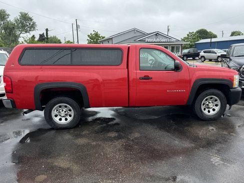 Used 2011 Chevrolet Silverado 1500 W/T RWD image 9