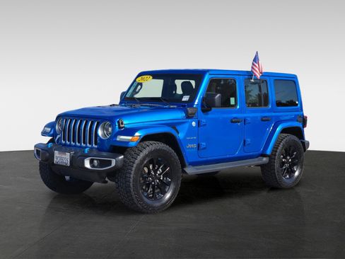 Used 2022 Jeep Wrangler Unlimited Sahara image 8