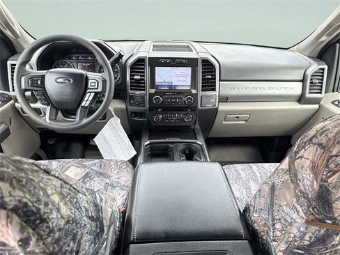 Used 2021 Ford F250 XLT w/ XLT Premium Package image 19