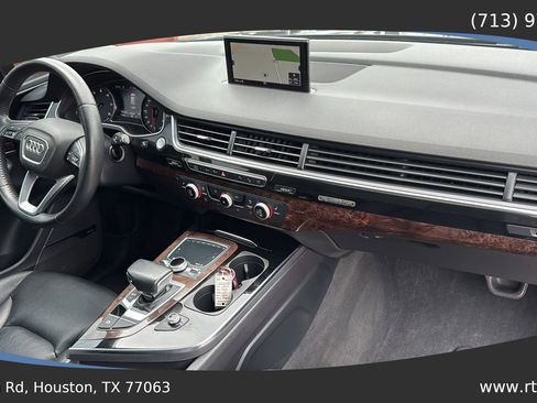 Used 2018 Audi Q7 3.0T Premium Plus w/ Premium Plus Package image 40