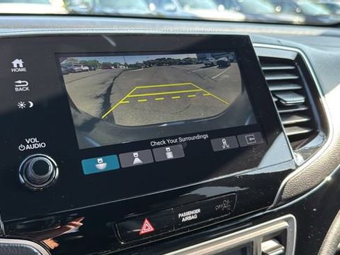 Used 2020 Honda Passport Touring image 17