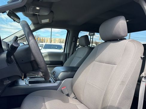 Used 2020 Ford F150 XLT image 19