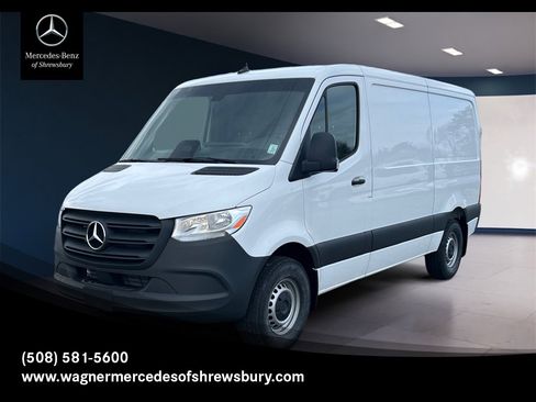 Used 2025 Mercedes-Benz Sprinter 2500 image 1
