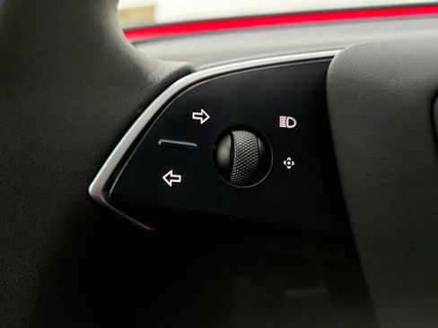 Used 2025 Tesla Model 3 RWD image 60