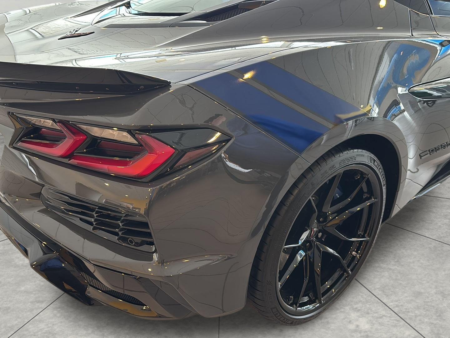 New 2027 Chevrolet Corvette Grand Sport w/ Z52 Sport Performance Package RWD image 6