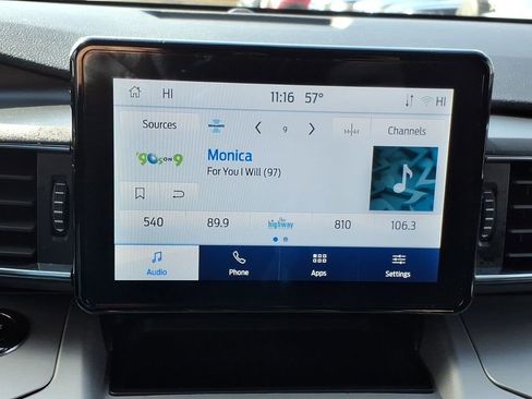 Used 2024 Ford Explorer XLT w/ Equipment Group 202A image 16