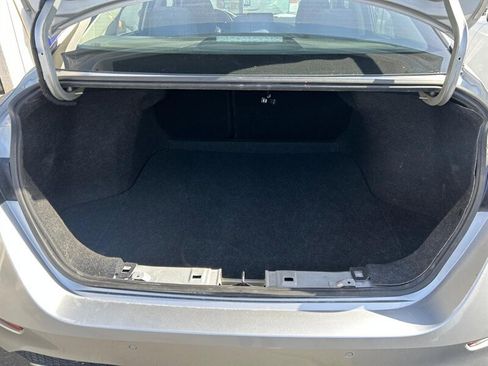 Used 2021 Nissan Sentra SV FWD image 15