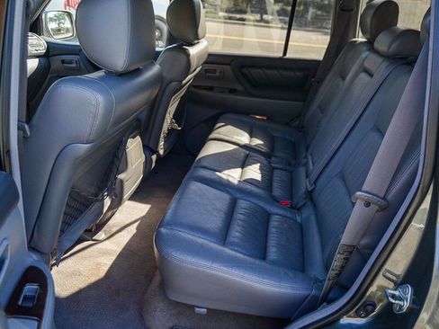 Used 1999 Toyota Land Cruiser image 21