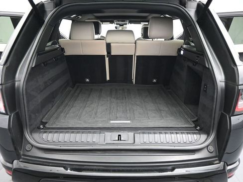 Used 2020 Land Rover Range Rover Sport HST image 22