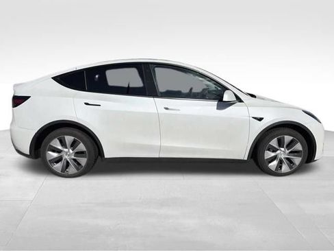 Used 2020 Tesla Model Y Long Range AWD/4WD image 11