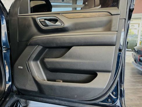 Used 2021 Chevrolet Tahoe Premier AWD/4WD image 45