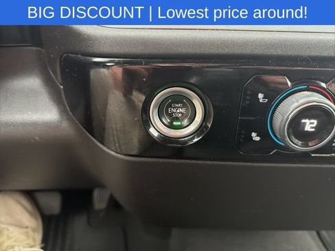 Used 2022 Chevrolet Silverado 1500 LT AWD/4WD image 32