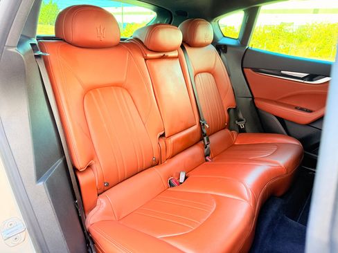 Used 2017 Maserati Levante w/ Sport Package image 14