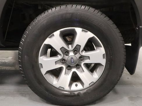 Used 2014 Ford F150 FX4 w/ Equipment Group 402A Luxury AWD/4WD image 26