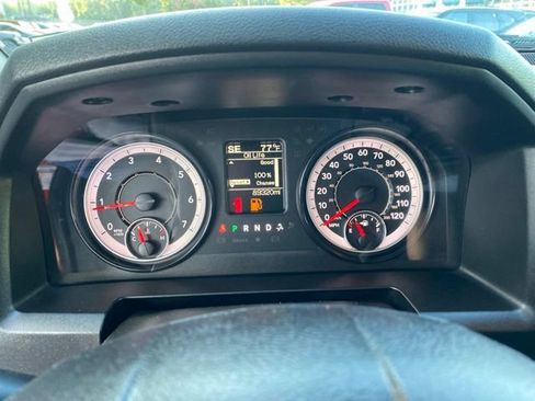Used 2022 RAM 1500 Classic SLT RWD image 12