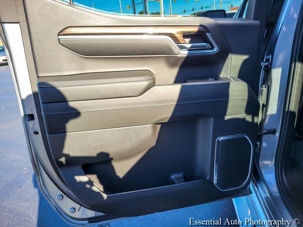 Certified 2024 Chevrolet Silverado 1500 LT AWD/4WD image 28