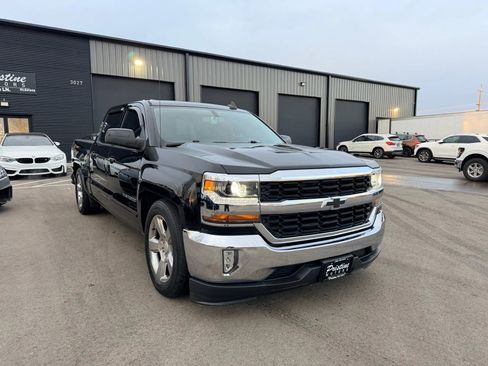 Used 2017 Chevrolet Silverado 1500 LT w/ All Star Edition image 3