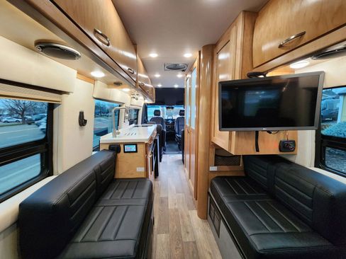 Used 2021 Mercedes-Benz Sprinter 3500 image 59