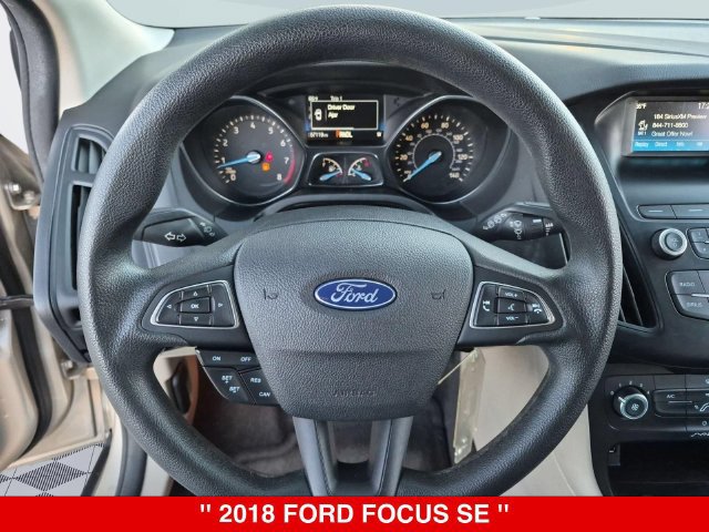 Used 2018 Ford Focus SE FWD image 17