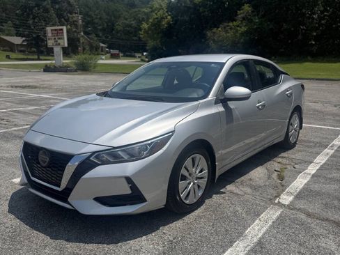 Used 2021 Nissan Sentra S FWD image 2