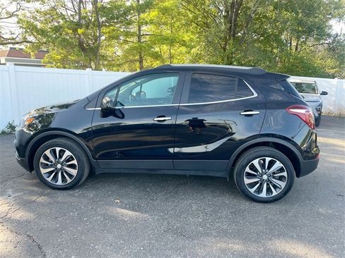 Used 2021 Buick Encore Preferred image 26