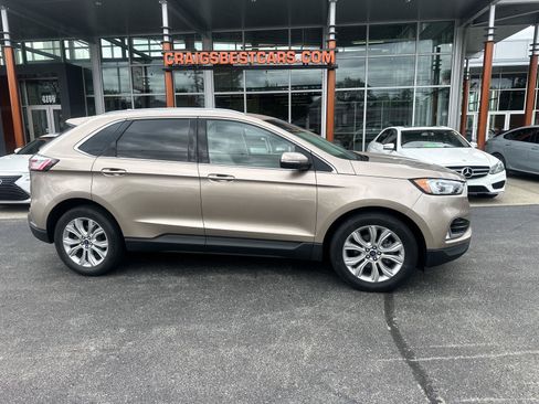 Used 2020 Ford Edge Titanium FWD image 1