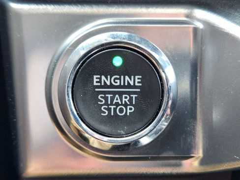 Used 2022 Ford F150 King Ranch w/ Equipment Group 601A High AWD/4WD image 18