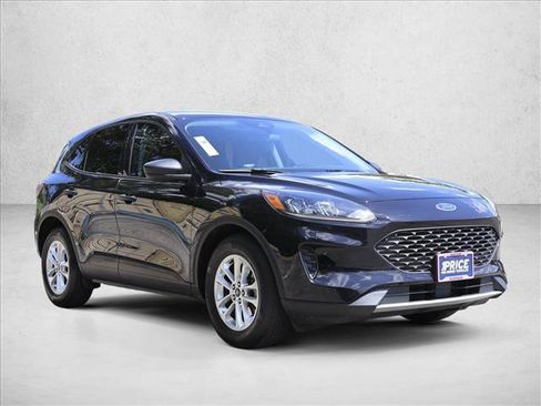 Used 2022 Ford Escape S FWD image 3