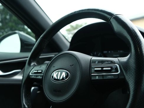 Used 2019 Kia Stinger GT1 image 45