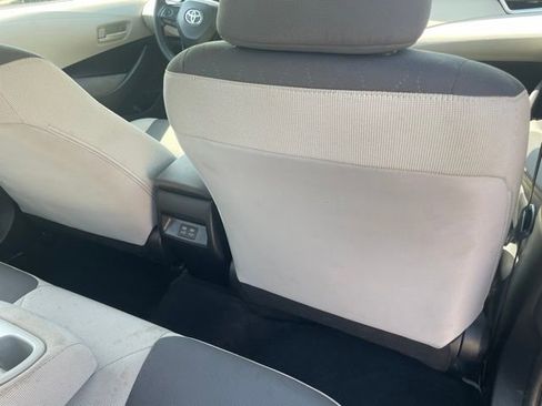 Used 2024 Toyota Corolla LE FWD image 15