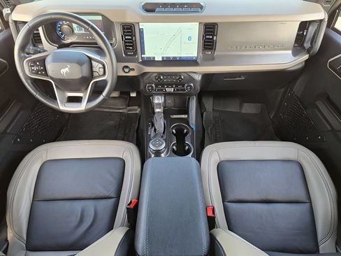 Used 2024 Ford Bronco Wildtrak AWD/4WD image 24