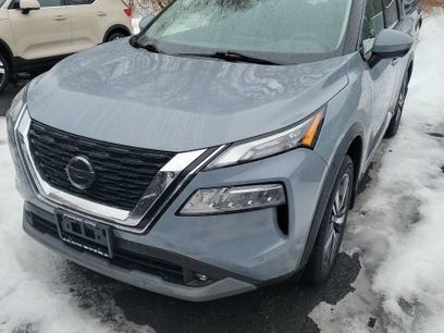 Used 2021 Nissan Rogue SL w/ Premium Package