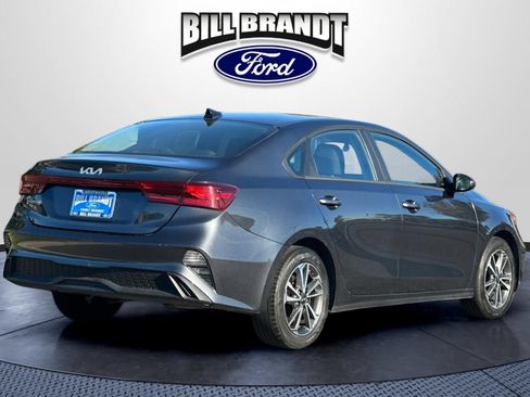 Used 2024 Kia Forte LXS FWD image 3