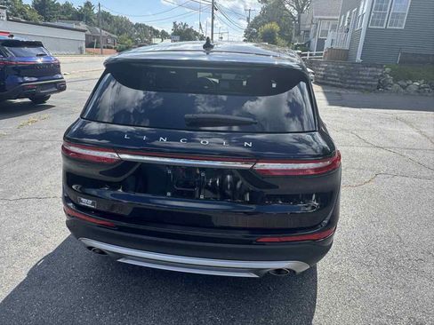 Used 2024 Lincoln Corsair AWD w/ Equipment Group 101A image 6