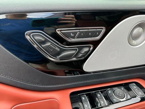 New 2025 Lincoln Aviator Reserve w/ Equipment Group 201A image 21