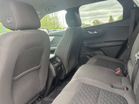 Used 2022 Chevrolet Blazer LT FWD image 16