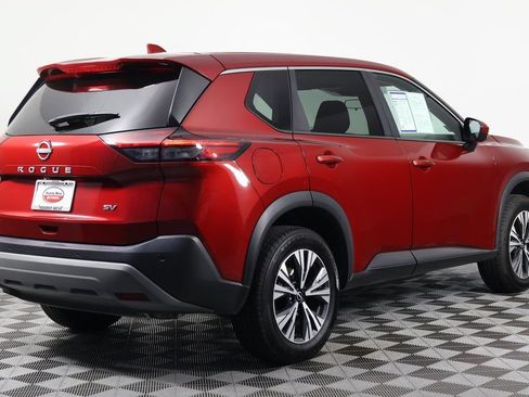 Used 2023 Nissan Rogue SV FWD image 4