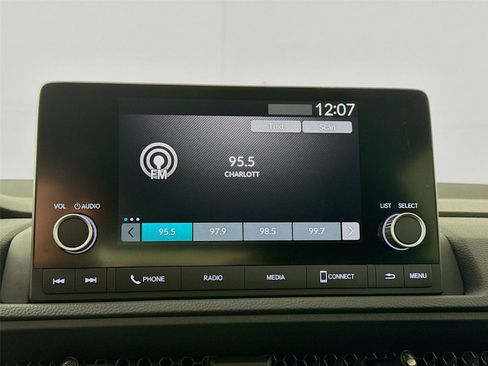 Used 2023 Honda CR-V EX image 7