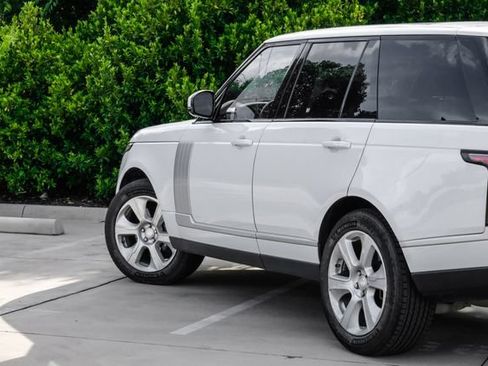 Used 2019 Land Rover Range Rover Supercharged AWD/4WD image 14