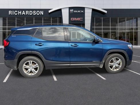 Used 2020 GMC Terrain SLE w/ Driver Convenience Package FWD image 14