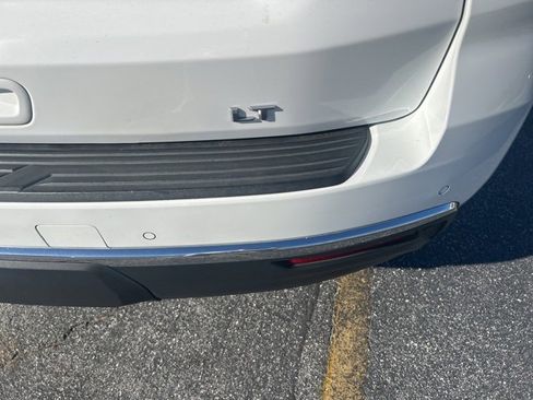 Used 2021 Chevrolet Suburban LT w/ Rear Media and Nav Package image 7